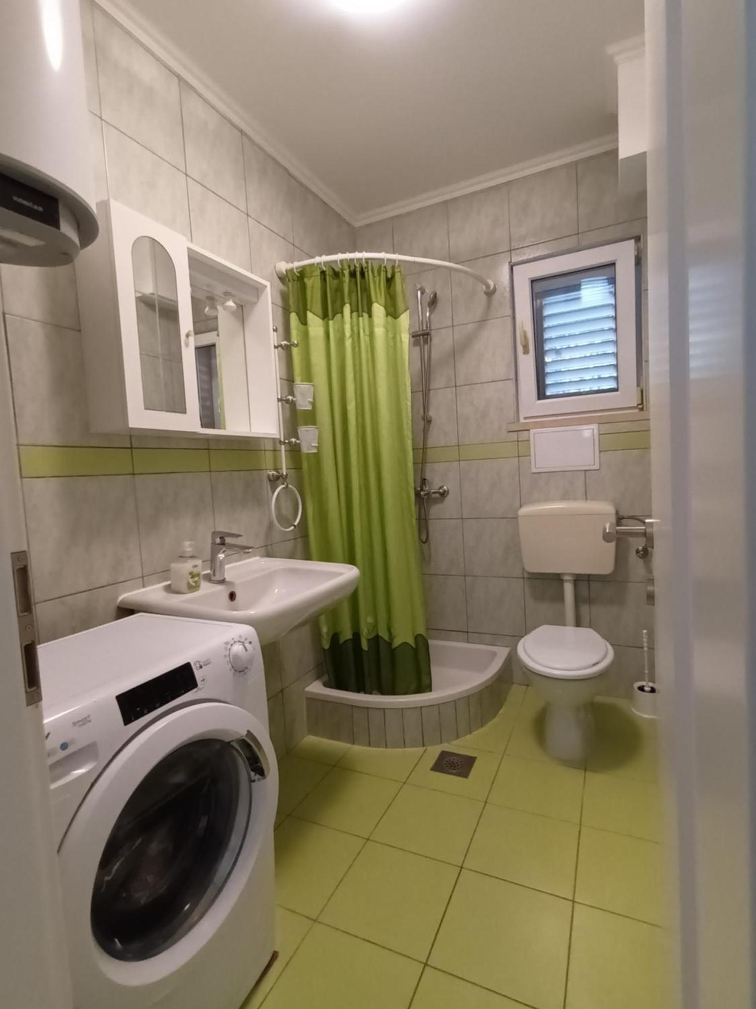Apartment Luka 2 Near Dubrovnik Cibaca